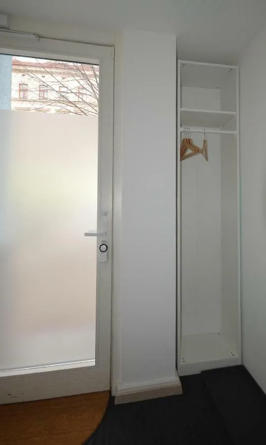 Wiener Ferienwohnung Апартаменты Вена